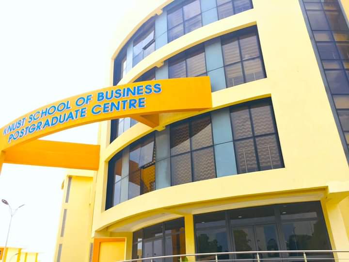 KNUST courses for Business Students & Cut off points 2023